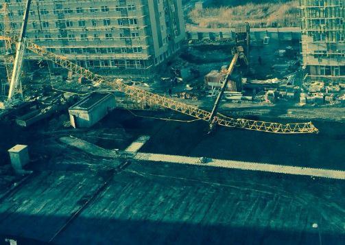 ЧП в Красноярске: упали два строительных крана