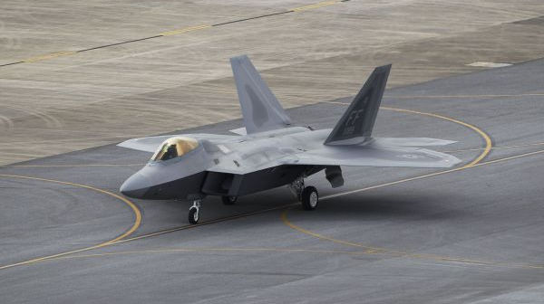 ВВС США переводят в Европу истребители F-22 Raptor