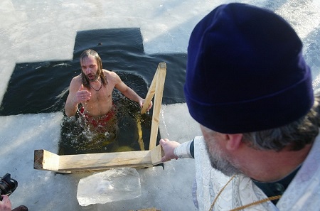 В Хакасии все готово к безопасным крещенским купаниям (СПИСОК)