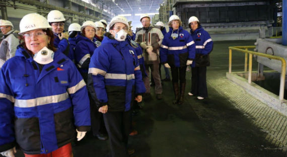 Общественники Саяногорска узнали все о работе заводов РУСАЛа