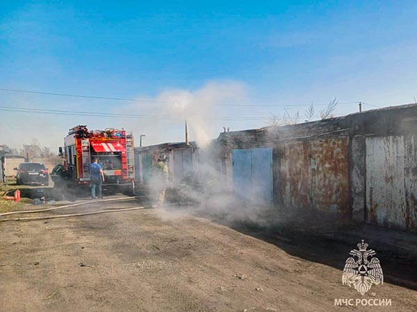 За последние сутки в Хакасии тушили четыре пожара