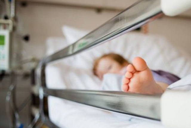 Родители недоглядели: в Хакасии сразу два ребенка поступили в больницу с ожогами