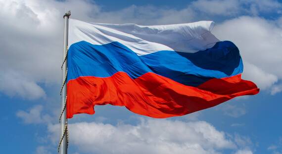 Над Марьинкой поднят российский флаг