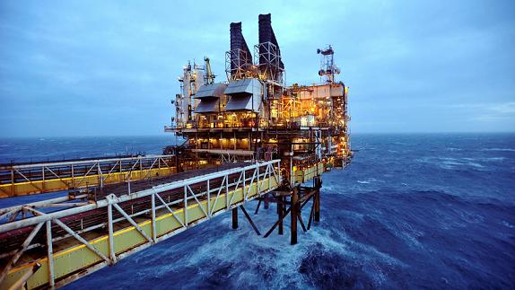 Надо как-то жить: Украина решила найти нефть и газ в Черном море