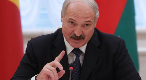 Лукашенко обвинил Россию во вмешательстве в дела Беларуси