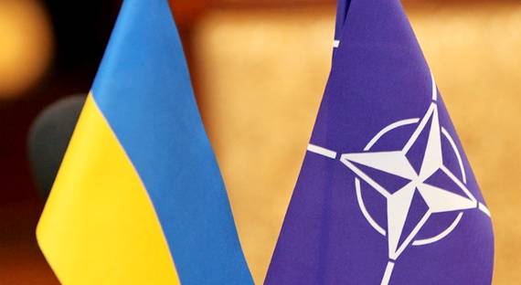 НАТО откладывает переговоры с Украиной по вопросам ПРО