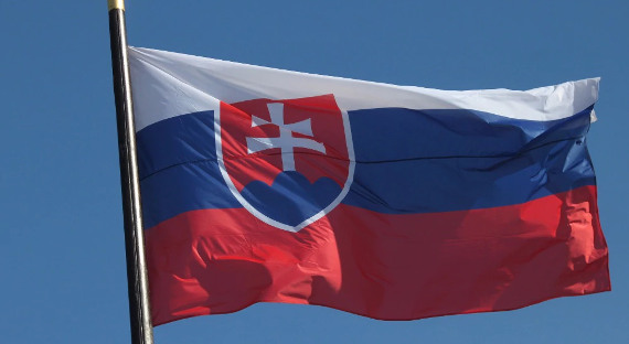 Данко: в Словакии не будет военных баз США