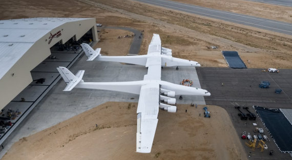 В Сети опубликовано видео с испытаний самого большого самолета в мире  (ВИДЕО)