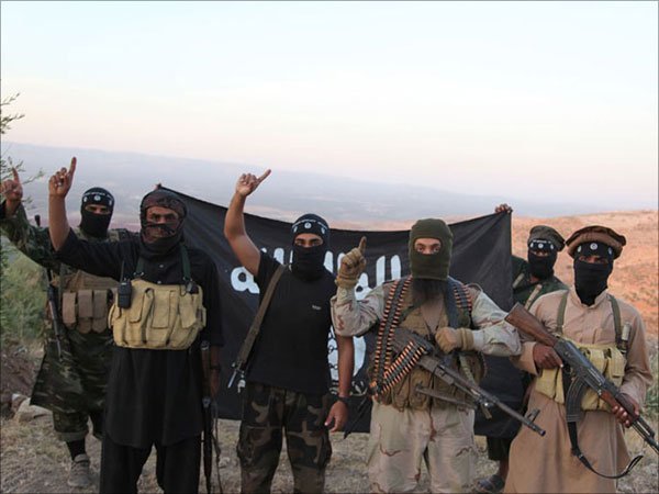 Боевики "ИГИЛ" сцепились с боевиками "Аль-Каиды"