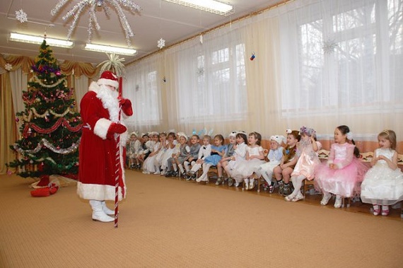 Разрез Аршановский поздравит с Новым годом более 500 детей