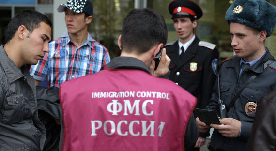 Россия вошла в десятку стран с самым большим количеством мигрантов