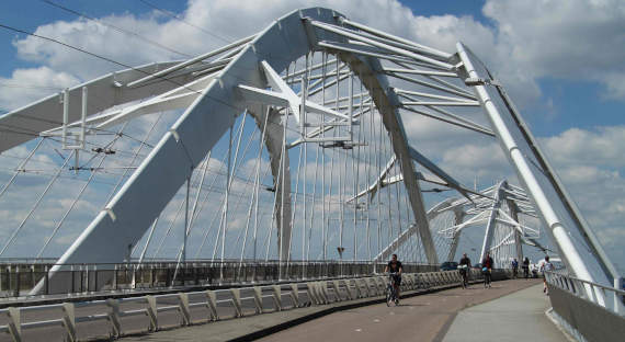 Минстрой России согласовал строительство первого в России автодорожного моста из алюминия
