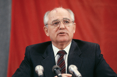 Горбачев попал в больницу