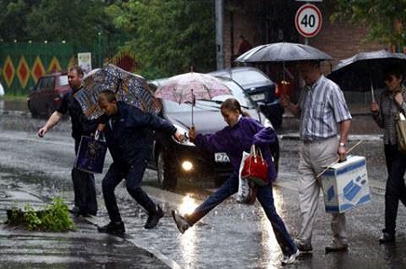 Дождь и ветер задержатся в Хакасии еще на пару дней