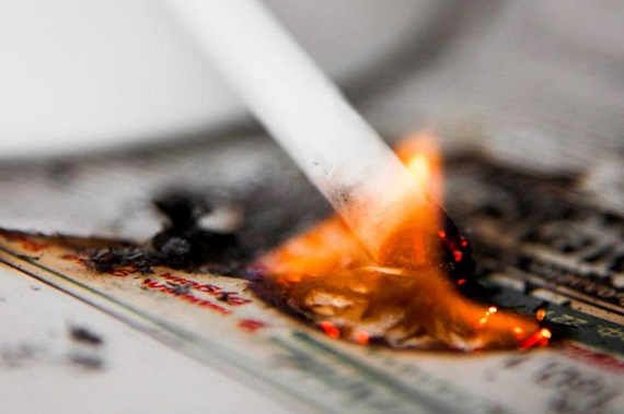 Из-за непотушенной сигареты черногорец лишился времянки