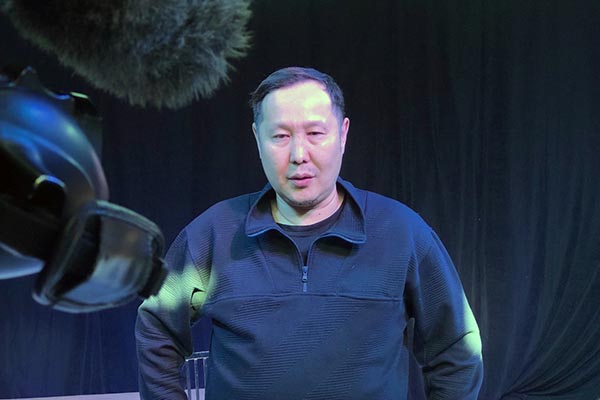 Сергей Потапов ставит мистическую драму в театре «Читiген»