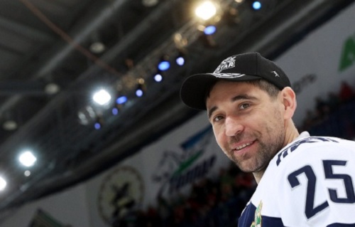 Наказанному за допинг хоккеисту разрешили выступать за сборную России