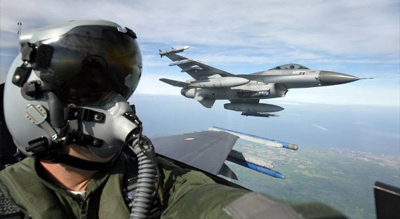 НАТО разрешила своей авиации действовать в любых регионах
