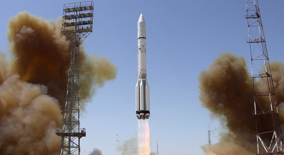 Ракета-носитель «Протон-М» с военным спутником стартовала с Байконура
