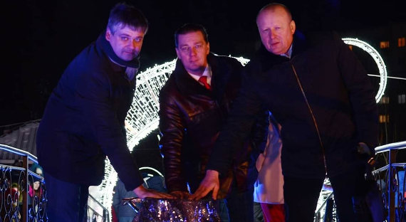 РУСАЛ подарил саяногорцам Парк новогодних световых фигур