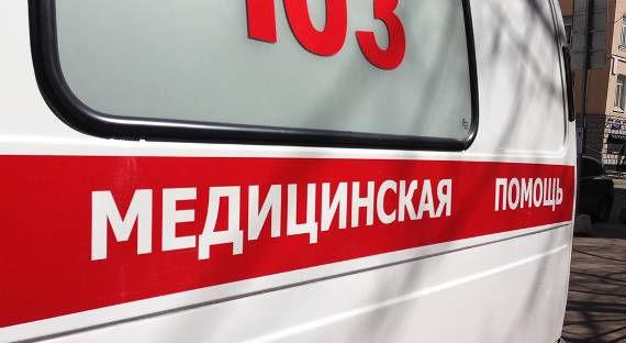 В Иркутской области в ДТП пострадали 11 медиков и уборщица