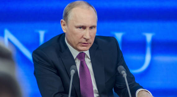 Путин: В девяностых сотрудники ЦРУ работали советниками в правительстве России