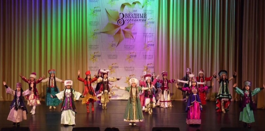 Детская эстрадная студия «Час Ханат» стала дважды лауреатом Всероссийского конкурса