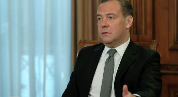 Медведев: Вступление Швеции и Финляндии в НАТО повлечет за собой последствия