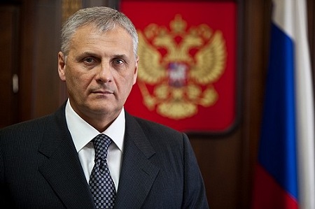 Губернатор Сахалина Хорошавин арестован до 27 апреля