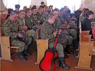 Армия против наркотиков – наркополицейские Хакасии встретятся с солдатами
