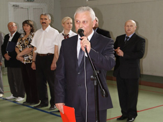 Валерий Денщиков поздравил победителей и призеров "Президентских игр"