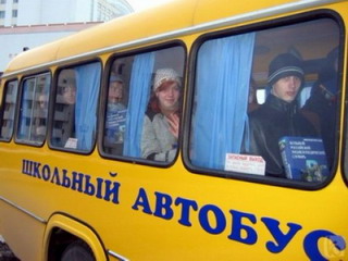  На школьные автобусы в Хакасии потратили 8 млн рублей