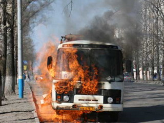 В Красноярском крае загорелся рейсовый автобус
