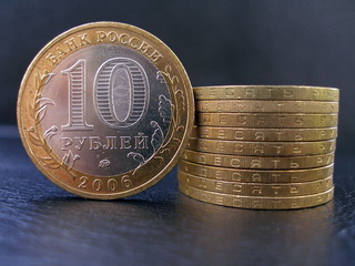 Банк России заменит 10-рублевые банкноты стальными монетами