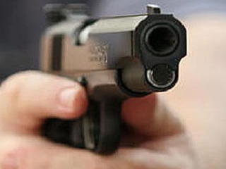 В Абакане хулиганы устроили стрельбу по "живой мишени"