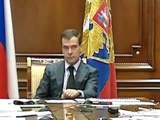 Медведев встретится с участниками демарша в Думе в субботу