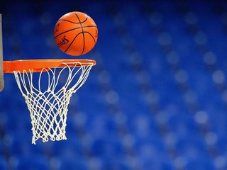В баскетбольных баталиях побеждает Черногорск 