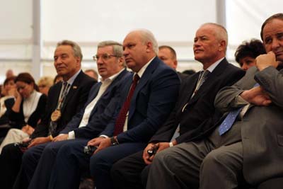 Глава Хакасии прибыл на  II Международный форум историко-культурного наследия