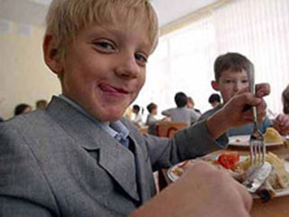 Хакасия получит 30 млн рублей на организацию питания школьников