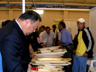Хакасия принимает участие в выставке-ярмарке "Содружество" в Туве