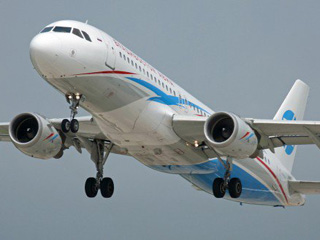 Пассажиров рейса Москва-Абакан сняли с самолета