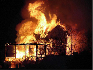 В Хакасии дотла сгорел жилой дом