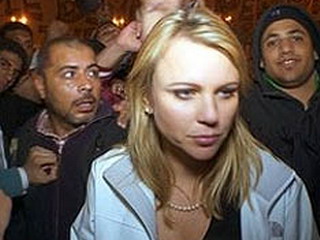 Толпа египтян жестоко надругалась над журналисткой CBS