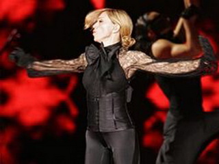 Концерт Мадонны отменен из-за трагедии