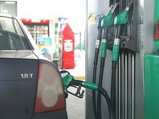 Колебания цен на бензин в России не будет