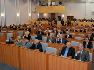Парламенту Хакасии придется на треть сократить численность депутатов 