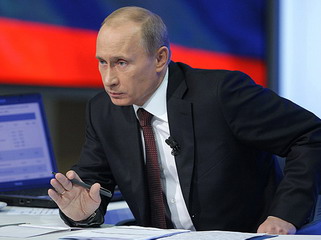 Путин попросил единороссов не комментировать выборы-2012