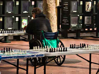 В Хакасии прошли соревнования по шашкам и шахматам среди инвалидов