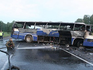Автобус с пассажирами загорелся после ДТП