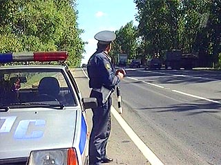 В Красноярске инспектор ДПС подозревается в превышении полномочий